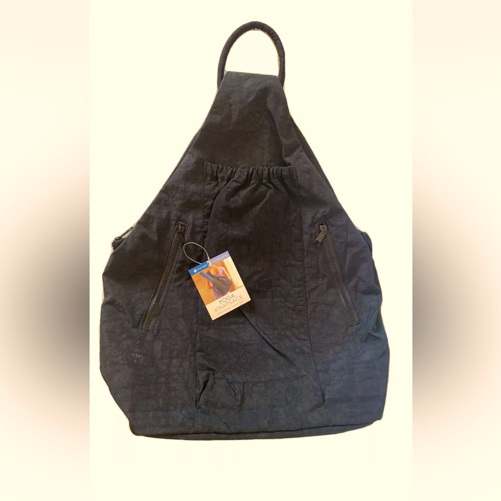NWTGaiam Yoga knapsack, 
Excellent condition,singlestrap backpack,tote,slingbag.